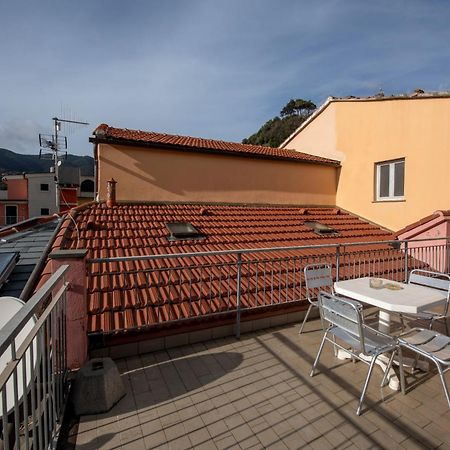 188B - Casa Di Nina Moneglia Con Terrazza - 2Min Dal Mare Apartment Luaran gambar