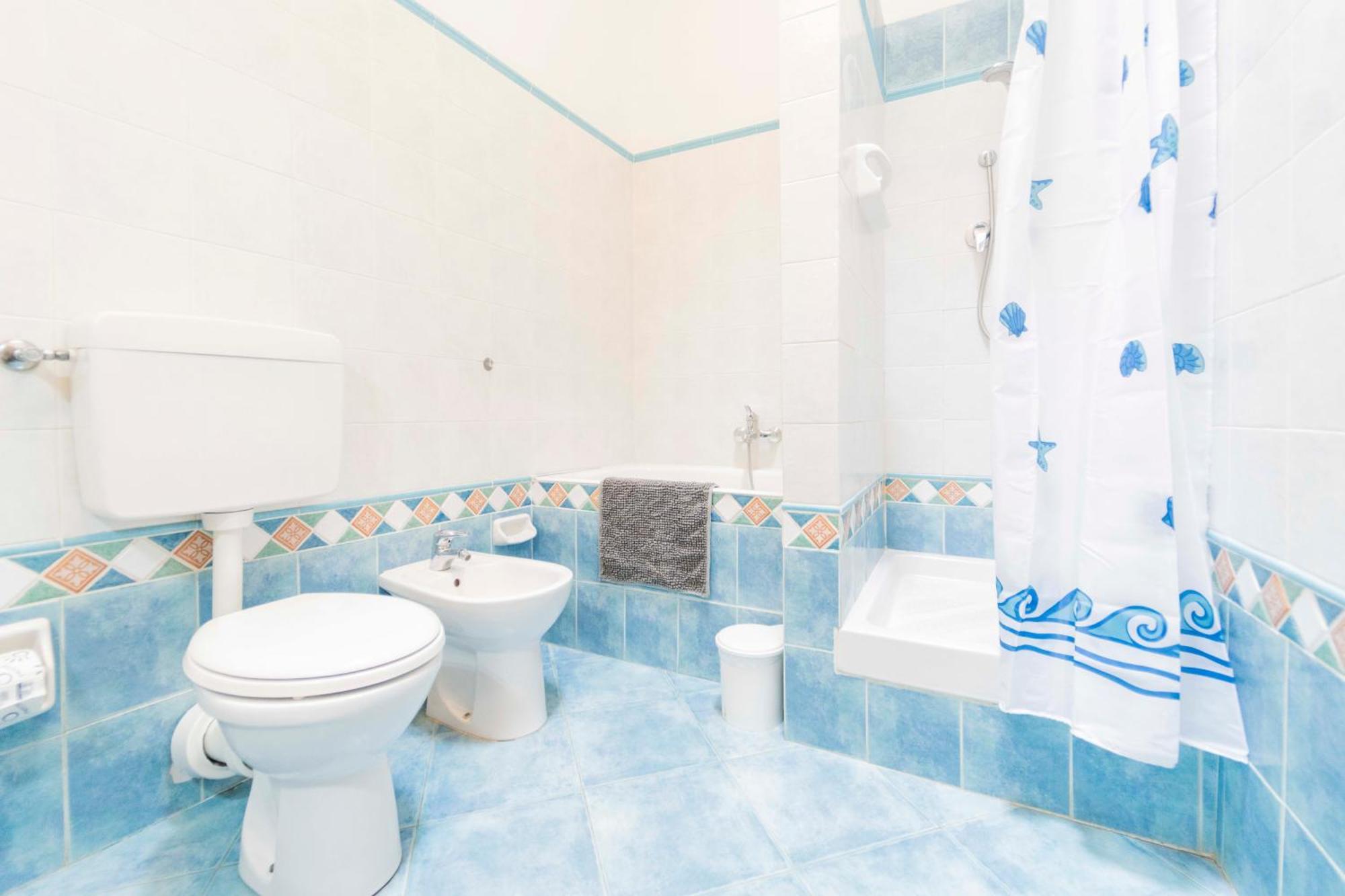 188B - Casa Di Nina Moneglia Con Terrazza - 2Min Dal Mare Apartment Luaran gambar